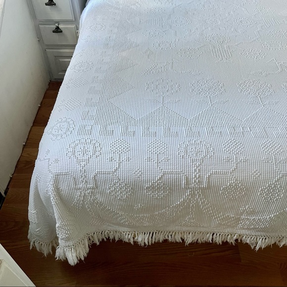Bates Bedding Vintage Chenille Bedspread Bates Washington